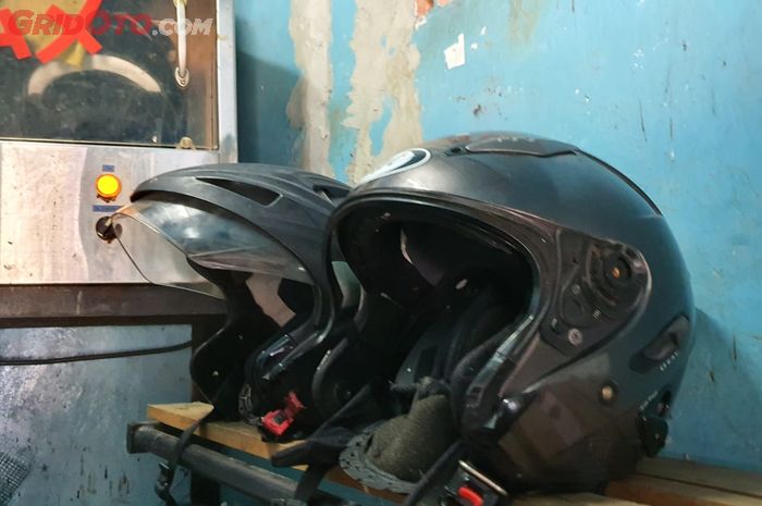 Biaya cuci helm di Bengkel Helm Cimanggis