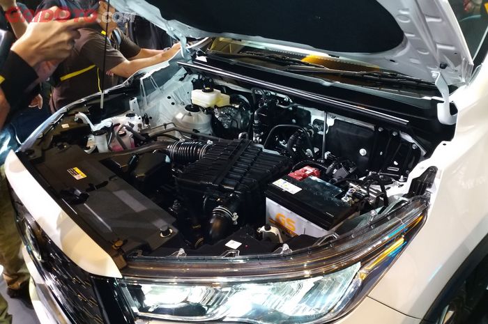 Area mesin Toyota Kijang Innova Zenix hybrid