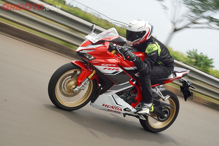 Test Ride NEW HONDA CBR250RR SP QS 2023