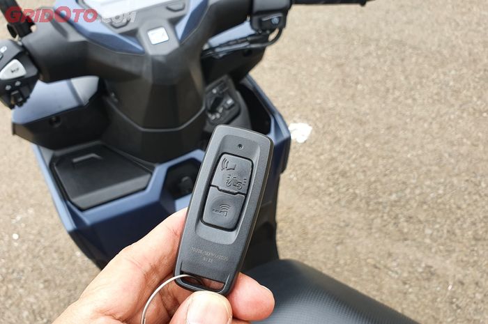 New Honda Vario 125 tipe CBS ISS sudah dilengkapi smartkey dan alarm