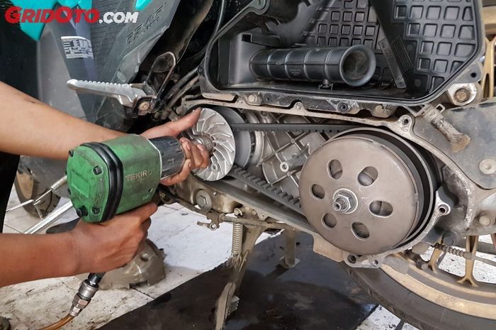 Kampas ganda Yamaha NMAX 2DP cocok buat CVT Honda Vario 
