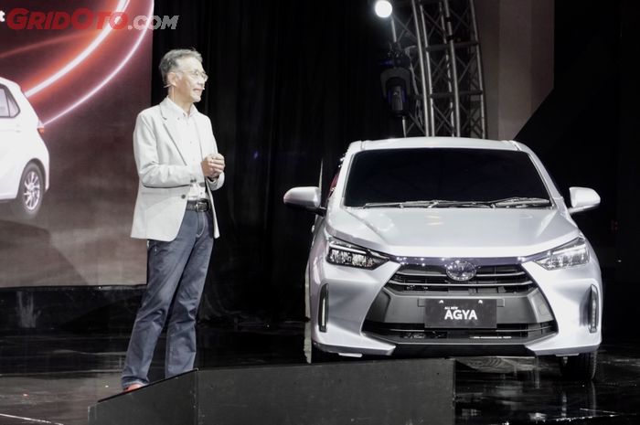 Presentasi Toyota Agya Baru Oleh Toshihiro Nakaho, Executive Chief Engineer Daihatsu Motor Co., Ltd.