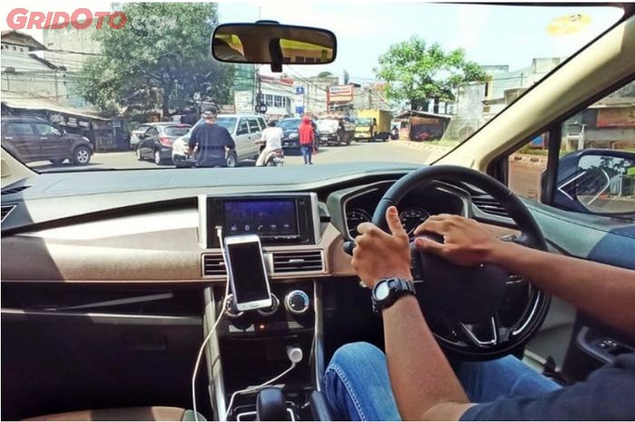 Ilustrasi klakson mobil bekas