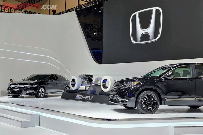 Honda janji meluncurkan dua mobil hybrid di Indonesia, tapi enggak dibawa ke IIMS 2023 nih.