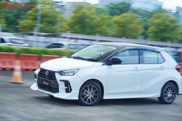 Segini Biaya Servis Toyota Agya GR Sport Transmisi Manual vs Matik