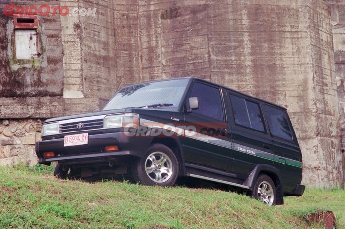 Perbedaan Toyota Kijang Super vs Grand Extra, lihat dari sini aja