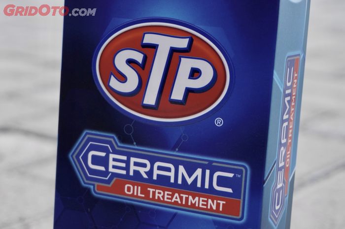 Aditif oli mesin bensin dan diesel STP Ceramic Oil Treatment