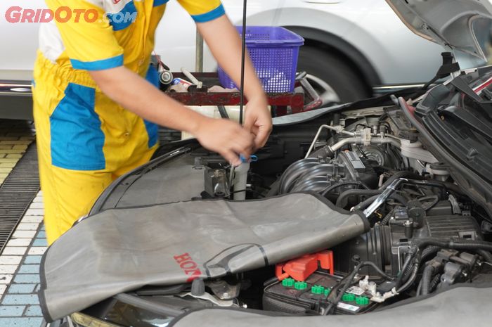 Servis mobil sebelum digunakan mudik lebaran