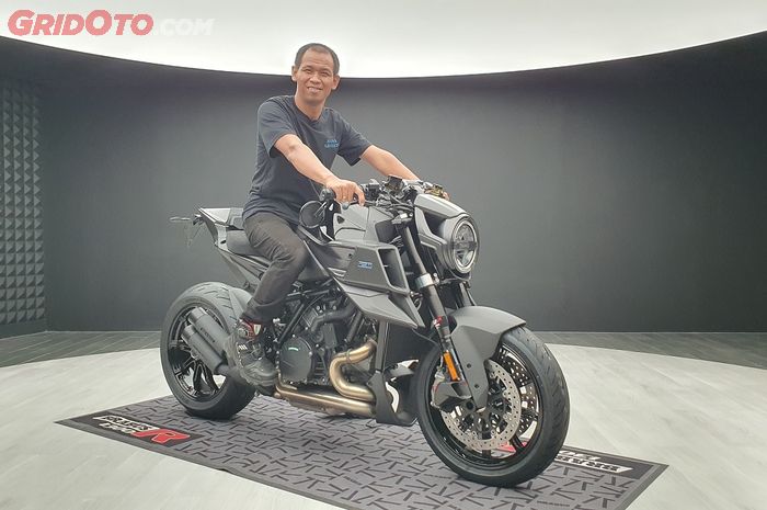 Brabus 1300 R jadi contoh saat tuner mobil menggarap motor