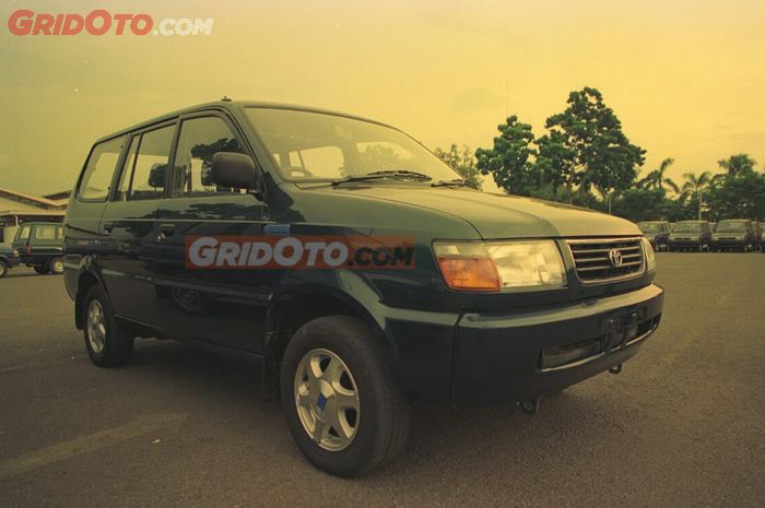 Toyota Kijang Kapsul