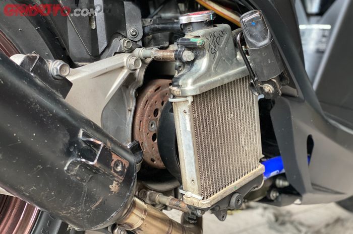 Ilustrasi radiator motor matic