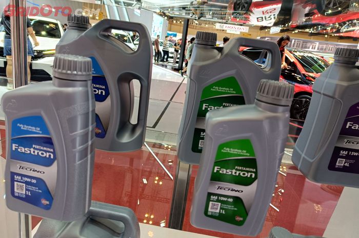 Oli mesin Pertamina Fastron 10W-40 di GIIAS 2023