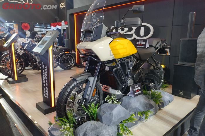 Harley-Davidson Pan America 1250 Special dibekali beragam fitur dan teknologi pendukung turing