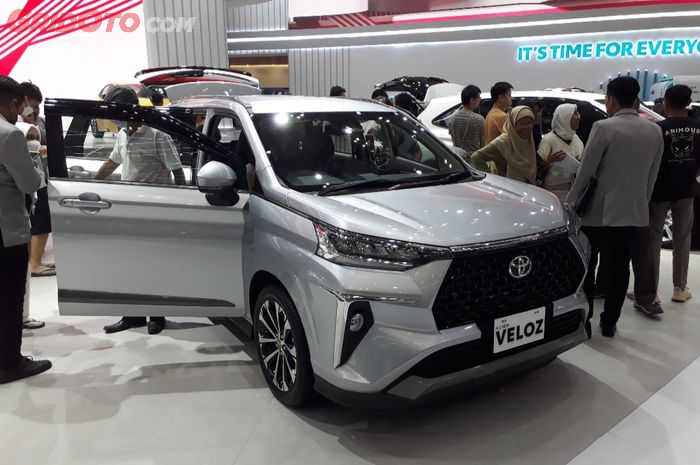 Toyota Veloz kena diskon Rp 27 juta di GIIAS 2023