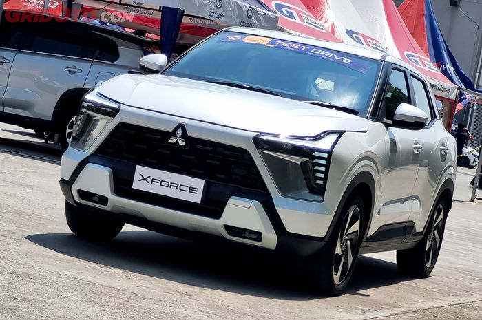 Beda transmisi Mitsubishi Xforce vs Toyota Yaris Cross di Indonesia