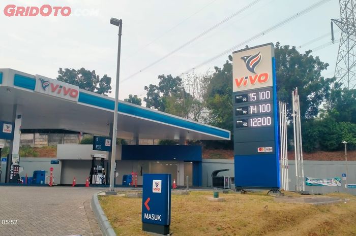 Harga seluruh BBM Vivo resmi mengalami penurunan pada hari ini, 1 November 2023 mengikuti Pertamina, Shell, dan BP-AKR.