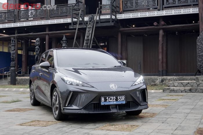 MG Motor Indonesia berencana meluncurkan mobil listrik MG4 EV Long Range di pagelaran IIMS 2025 kemarin namun batal.