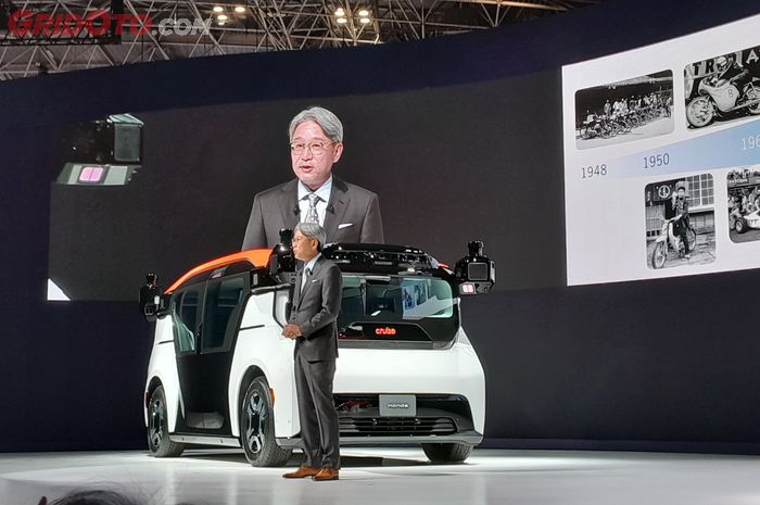 Japan Mobility Show dikunjungi melebihi target. CEO Honda Toshihiro Mibe membuka pengenalan mobil konsep