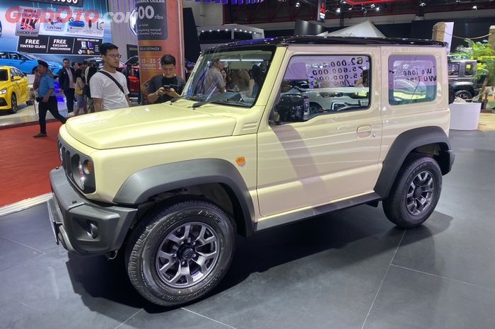 Suzuki Jimny 3-door di ajang IIMS 2024