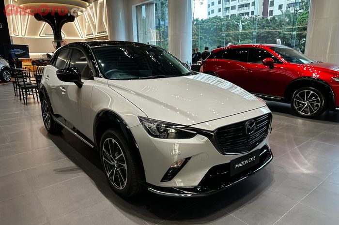Perbedaan antara Mazda CX-3 Sport dan Pro yang baru rilis di Indonesia.