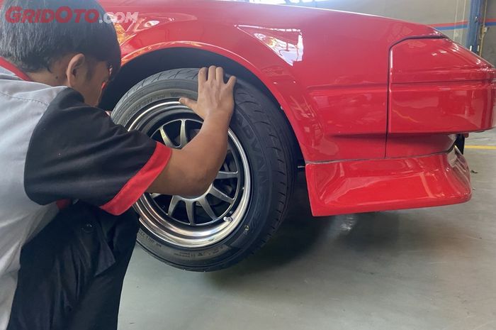 Ini cara mudah untuk mengetahui komponen kaki-kaki mobil bekas masih bagus atau tidak foto ilustrasi)