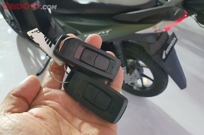 Ilustrasi baterai remote keyless motor bekas