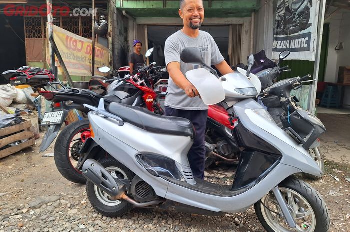 Mulyono, Pemilik Mulya Matic, bengkel spesialis Kymco 