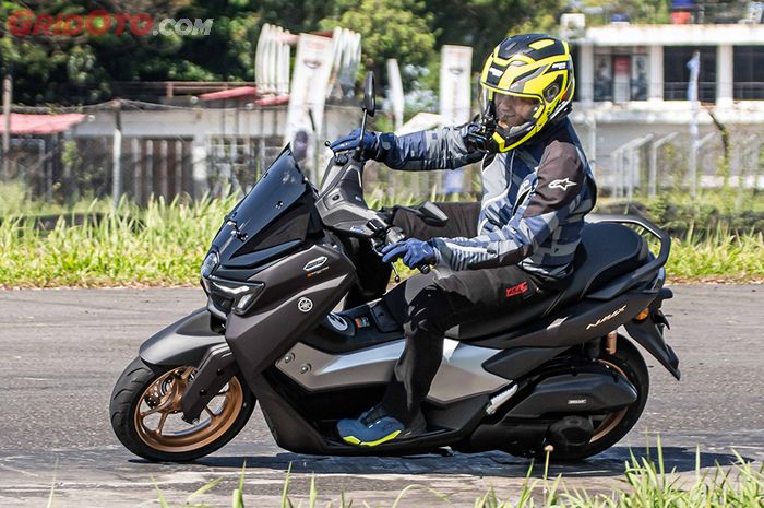 Suspensi depan Yamaha NMAX Turbo dan Neo, terasa lebih nyaman