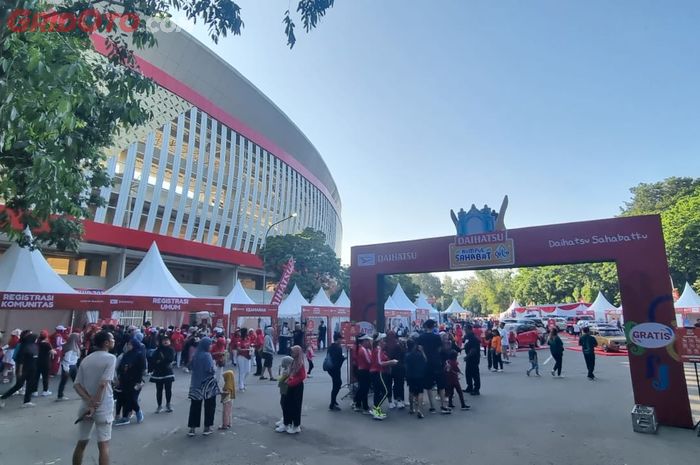 Daihatsu Kumpul Sahabat, Stadion Manahan, Solo