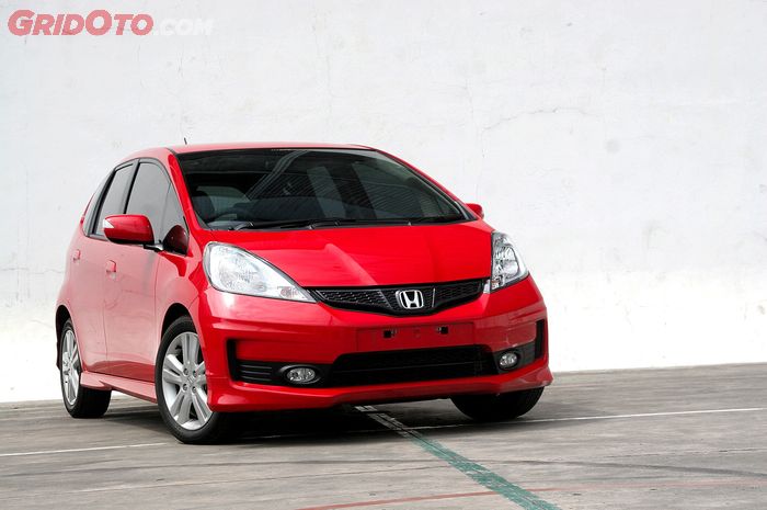 Mobil bekas Honda Jazz GE8 (foto ilustrasi)