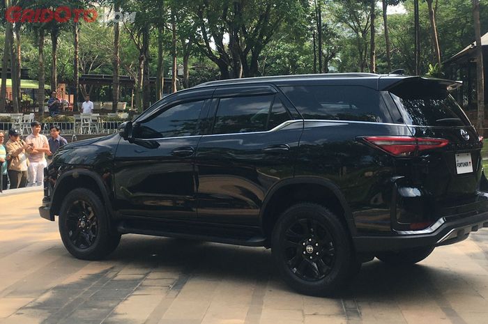 Toyota Fortuner VRZ TSS GR Parts.