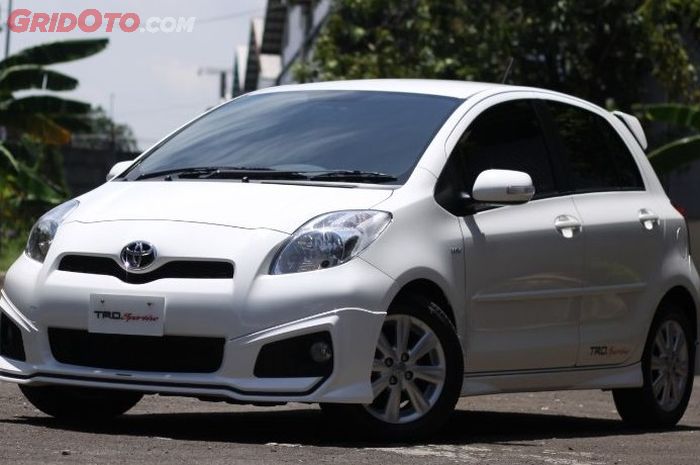 Mobil bekas Toyota Yaris 