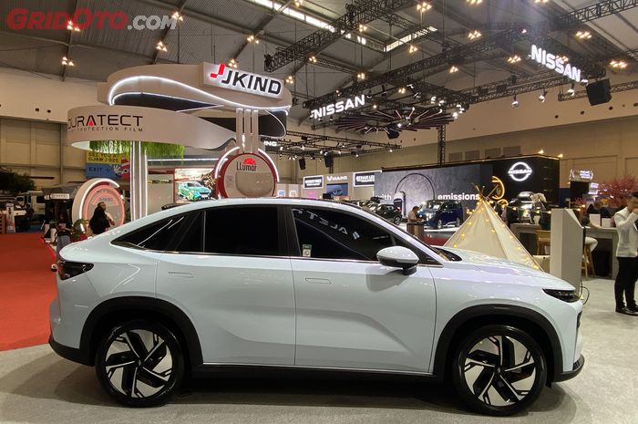 Bodi Aletra RL7 yang unik seperti Citroen Basalt.