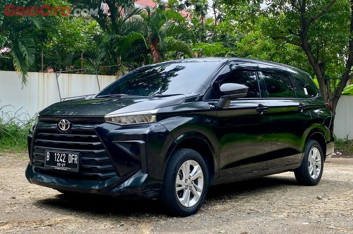 Toyota Avanza menggunakan jenis D-CVT alias Dual Mode Continuously Variable Transmission yang berbeda dengan CVT pada umumnya.