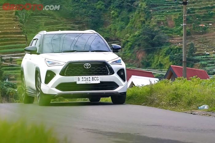 Irit banget, daftar harga Toyota Yaris Cross Hybrid per Januari 2025