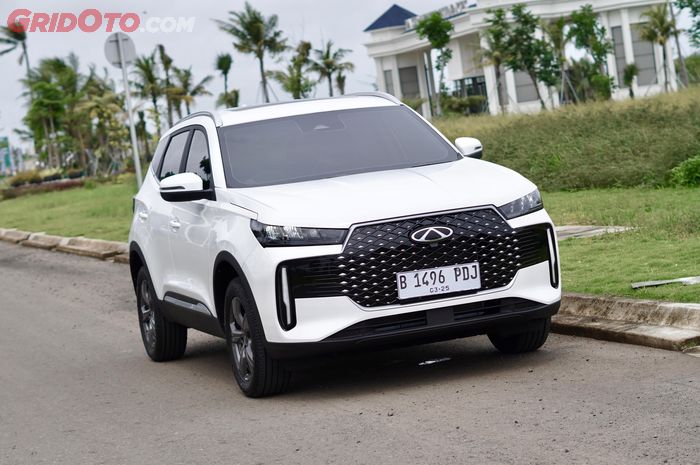 Di Indonesia, Toyota Raize dan Chery Tiggo Cross bermain dalam satu segmen yang sama di Compact SUV.