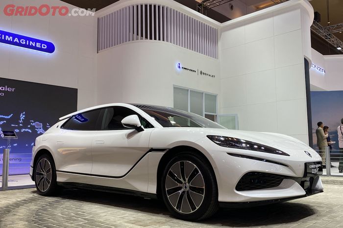 Denza Z9 GT di IIMS 2025.