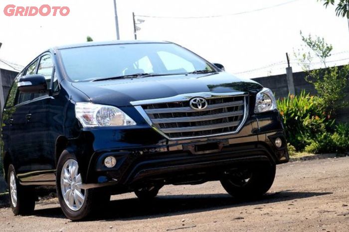 Kijang Innova 2015: Legenda yang Berlanjut, Sebuah Tinjauan Mendalam