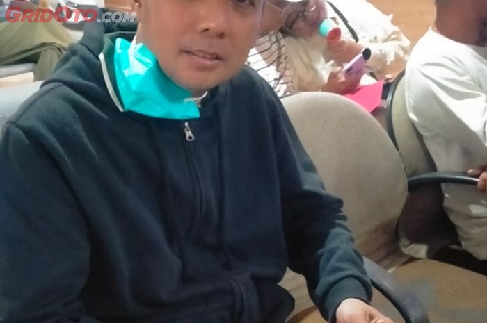 Kris warga Cileduk Tangerang senang bisa bayar pajak