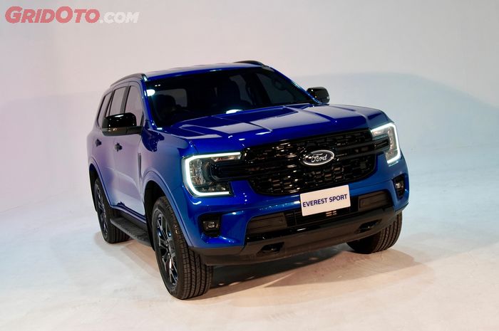 Urusan performa mesin memang Ford Everest Sport bukan yang terbaik jika dibandingkan dengan rivalnya seperti Mitsubishi Pajero Sport Dakar.