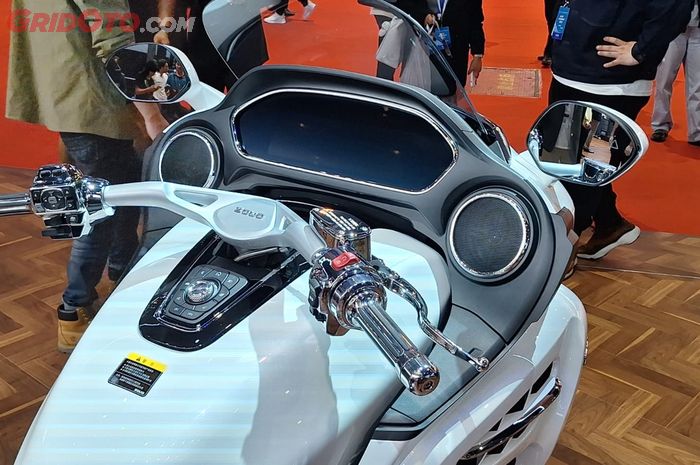 Speedometer dan Head Unit moge GWM Souo dilengkapi prosesor