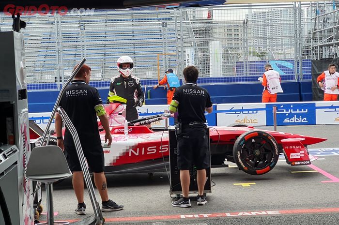 Mobil balap Formula E terbaru Nissan 
