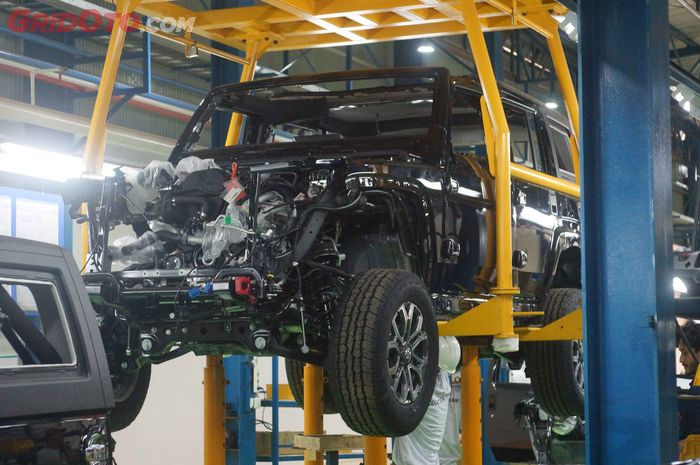 Seperti Ini Tampilan BAIC BJ40 Plus saat Sedang Dirakit di Indonesia
