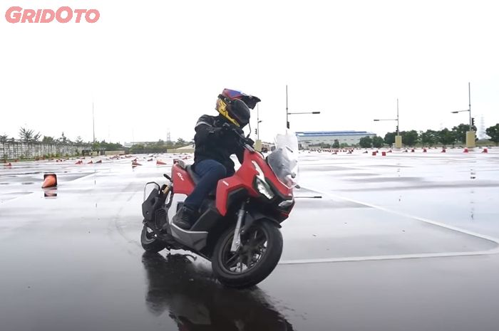 Honda ADV160 diskon hingga Rp 2 juta 