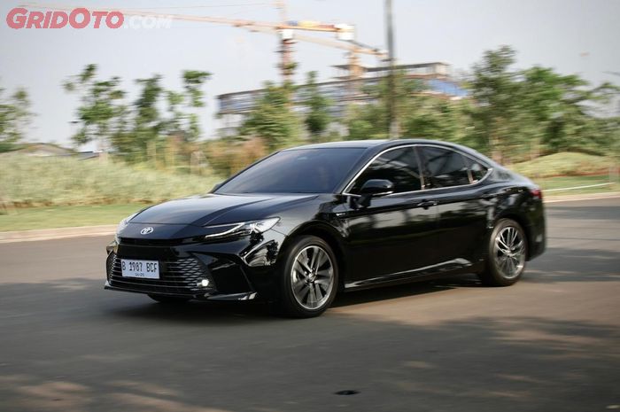 Toyota Camry HEV