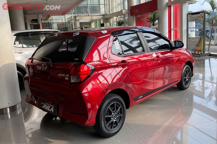 Daihatsu Ayla 1.0 X. Cocok minum BBM Etanol