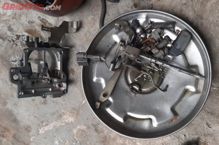 Apa Dampak Karburator Mobil Tidak Diservis? Ini Jawaban Bengkel!