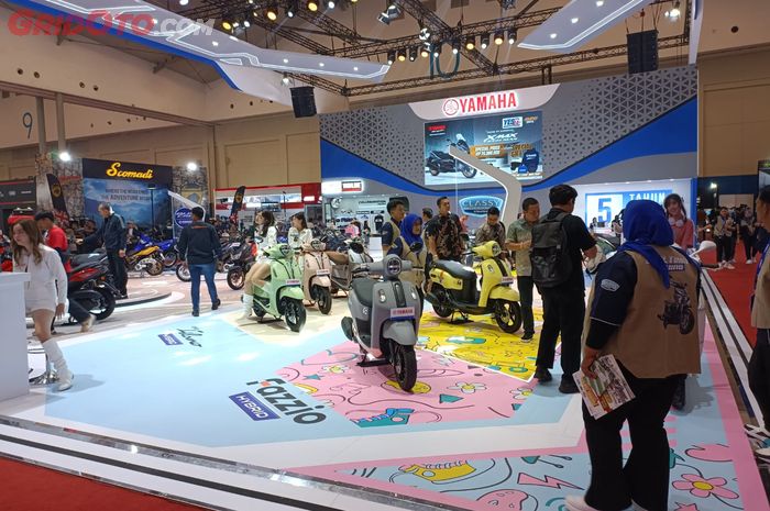 Penjualan motor relatif lebih stabil dibanding mobil