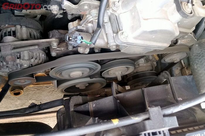 Harga Fan Belt Veloz dan Gejala Saat Komponen Ini Mulai Retak