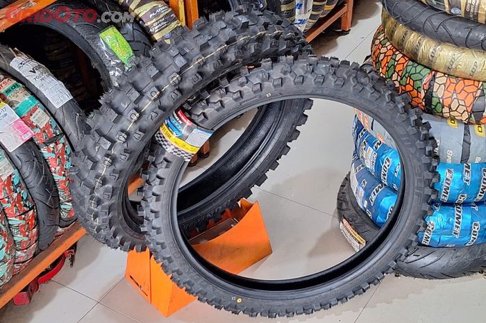 Pilhan harga ban buat motor trail 